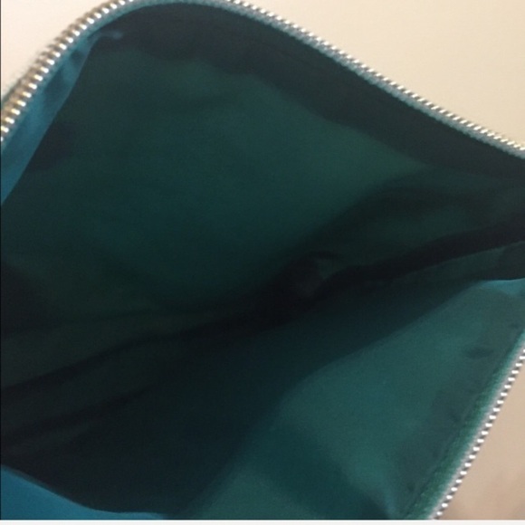 Bath & Body Cosmetic Medium Shimmer Tropical Pouch BNWT - Picture 4 of 7